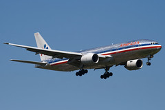 N772AN - 29580 - American Airlines - Boeing 777-223ER - 100617 - Heathrow - Steven Gray - IMG_4265