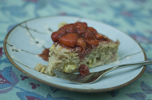 Rhubarb Cake with Strawberries