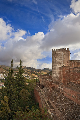 Transpórtese a su pasado histórico de Granada