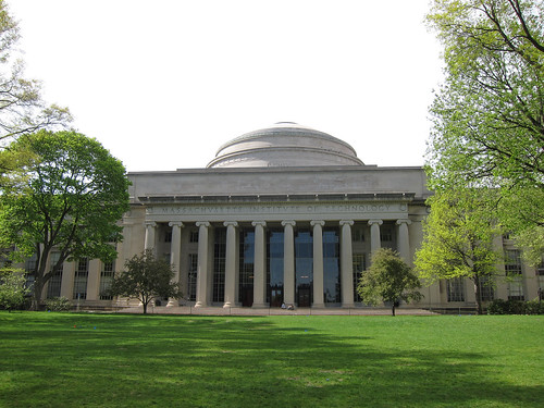 MIT Building 10 &amp; The Great Dome