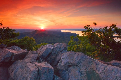 Lake Maumelle at sunset, from Pinnacle Mountain