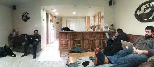 Panorama: the blogger condo with @slashfilm @rejects @brotodeau in their element