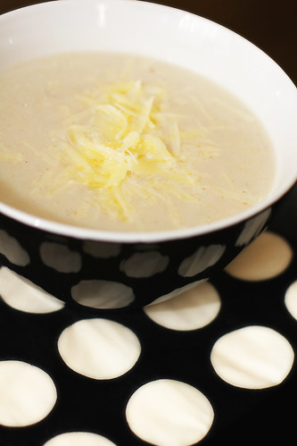 Potato & semolina soup