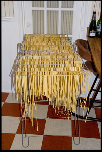 pasta-drying-iambossy