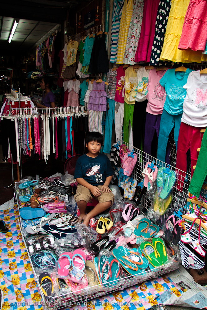 Young Vendor @ Money Diluting Lane, Bangkok, Thailand