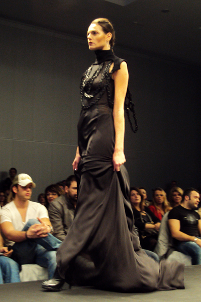 fashionarchitect_AXDW_Romina_Karamanea_03