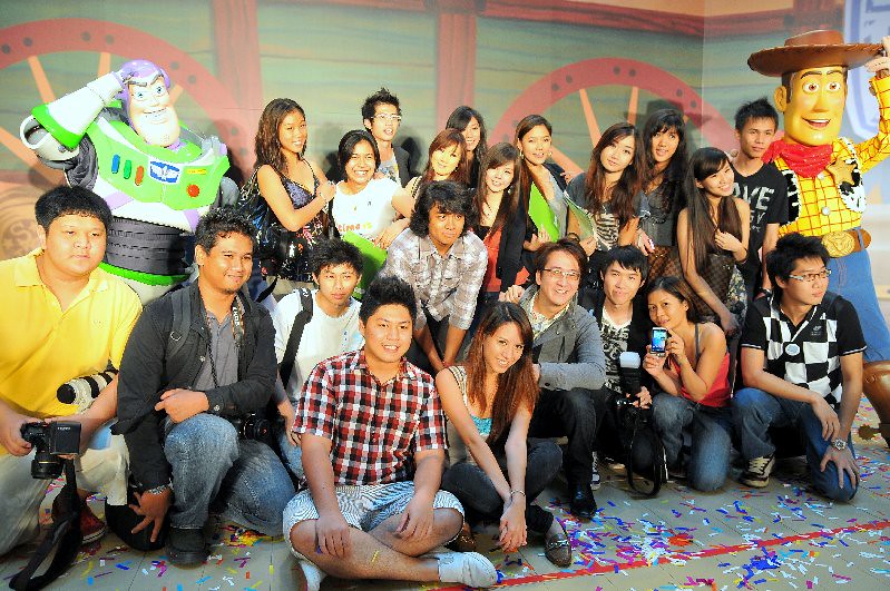 toy story 3 group shot