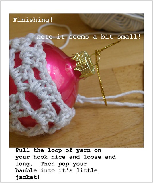 image 13 : Crocheted Baubles