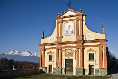 Town's Church of San Giovanni Battista #3 (by storvandre)