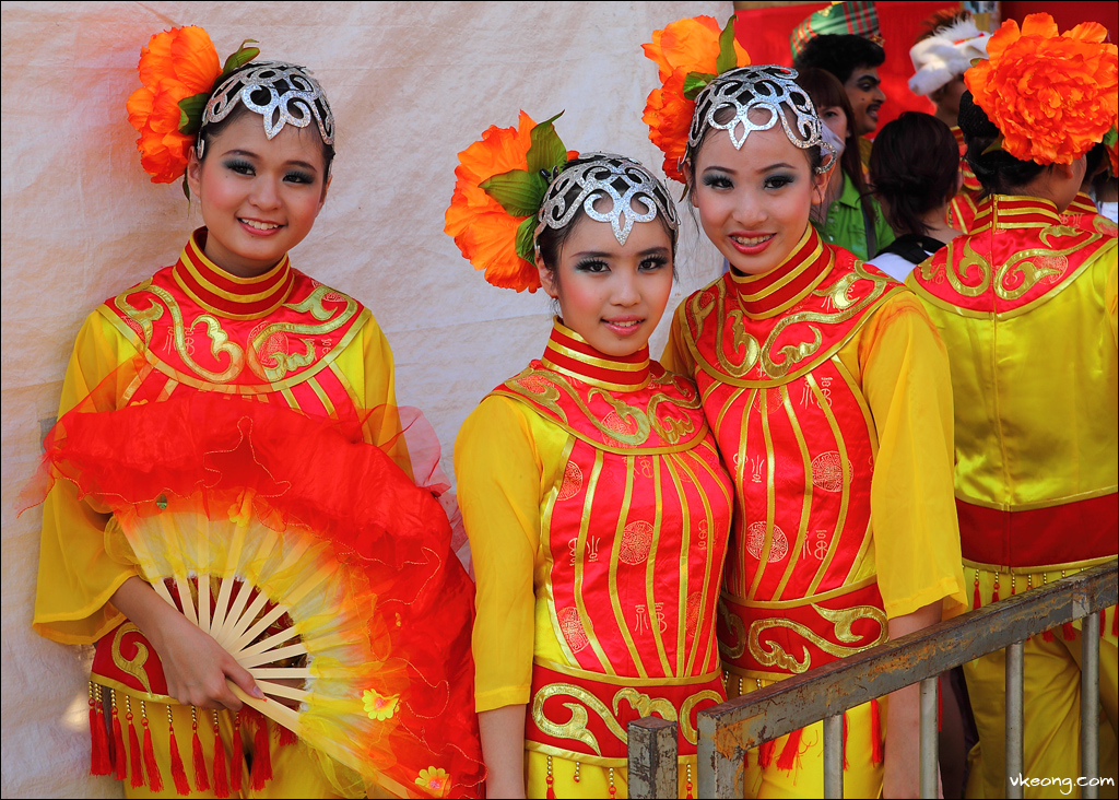pretty-chinese-dancers