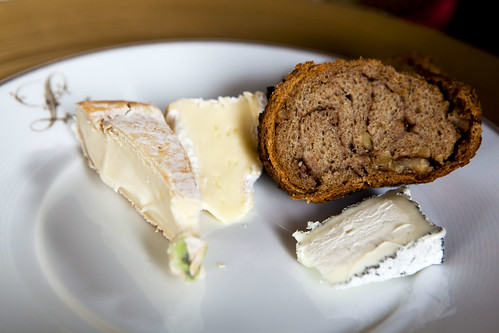 HC's cheese plate with hazelnut bread