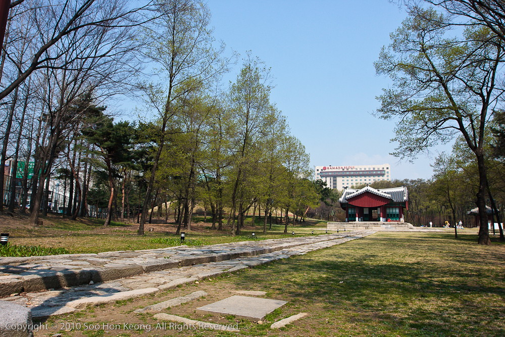 Seolleung & Jeongneung Royal Tombs , Seoul, Korea