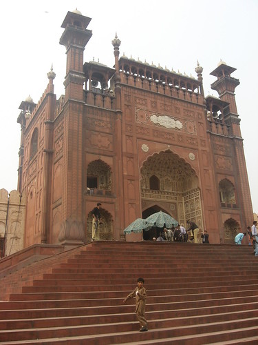 Entrance to Badshahi mosque