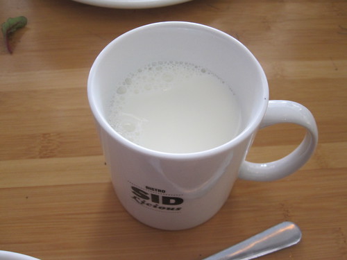 Milk from the bistro - free