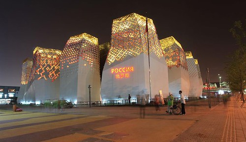 Russian Pavilion at the site of the Shanghai World Expo 2010 上海世博会俄罗斯国家馆 Русский павильон на ЭКСПО-2010 в Шанхай by Meiguoxing.