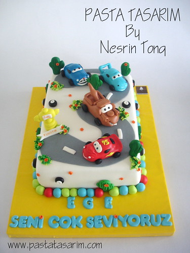  CARS BIRTHDAY CAKE - EGE