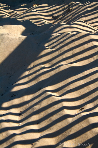 Sand shadows