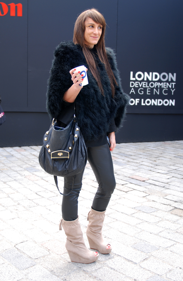 bear_coat_london_fashion_week