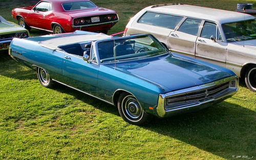 1969 Chrysler 300 cnv blue fvr2