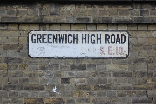 Greenwich High Road street sign