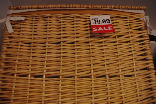 Sale basket in Shenzhen