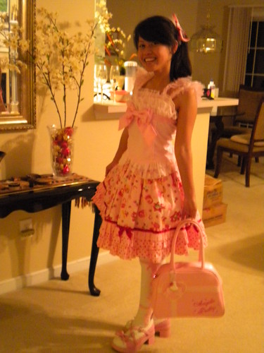 Sweet Jam pink Skirt, AP frill tank top, AP present purse