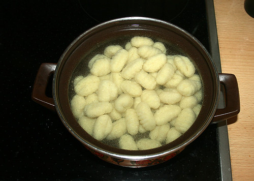 09 - Gnocchi kochen