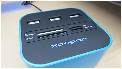xooparデザインのUSBハブ＆カードリーダー