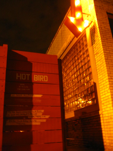 HOT BIRD - entrance