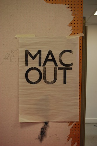 mac out