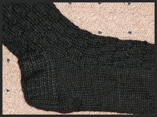 Undulating Rib Socks Black