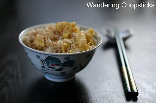 Com Chien Toi Trung (Vietnamese Garlic Fried Rice with Eggs) 8