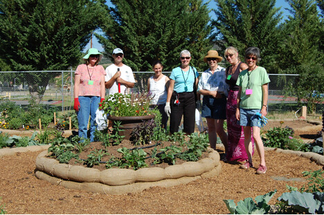 The success of this community garden is the result of many enthusiastic volunteers. Approximately 25 beds were constructed as well as a flower beds to attract pollinators. 