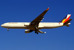 Philippine Airlines A330-301 (F-OHZT/203)