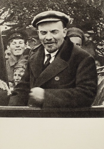 1919-05-01_ ©  Vladimir Lenin