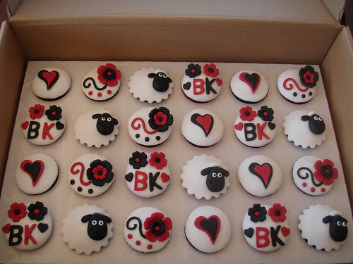 Mossy's masterpiece black red white cupcakes Sheep cupcakes