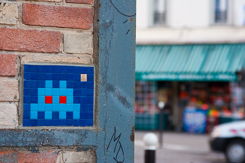 Space Invader - Street art @