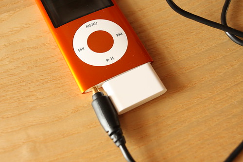 iPod nano's output jack