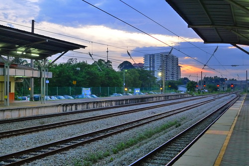 Batu Tiga train station