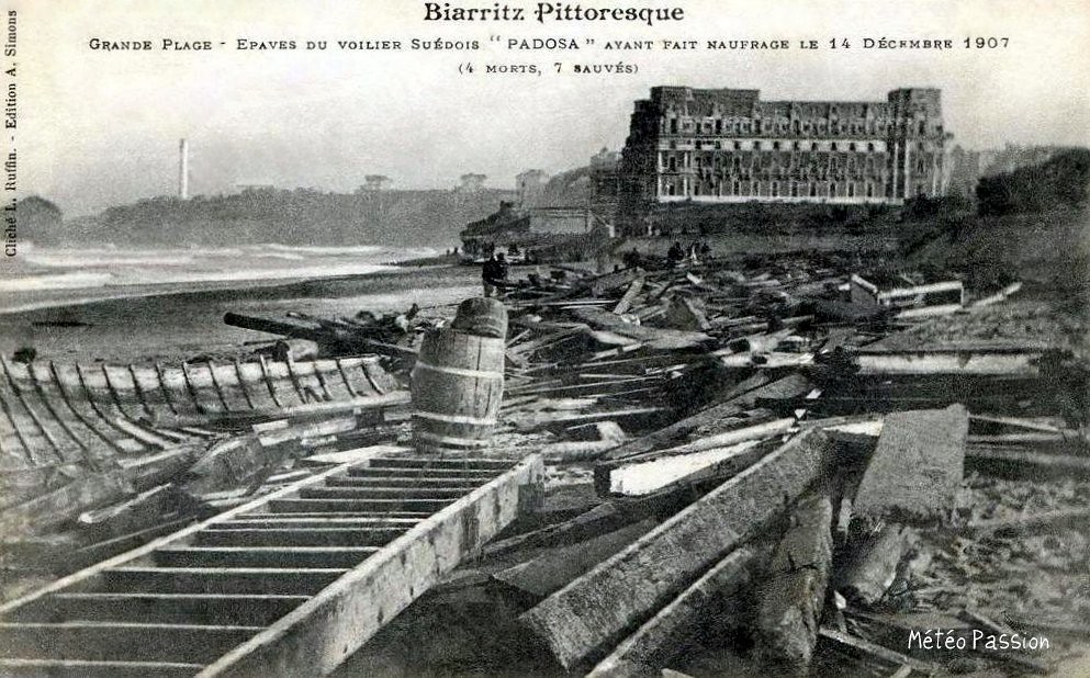naufrage du Padosa sur la grande plage de Biarritz le 14 décembre 1907