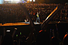 戀愛ing, D.N.A. Mayday World Tour 2010 变形DNA五月天世界巡回演唱会, National Stadium, Singapore