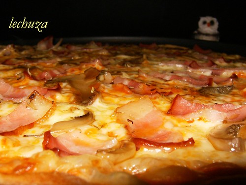 Pizza bacon y champis-plano.