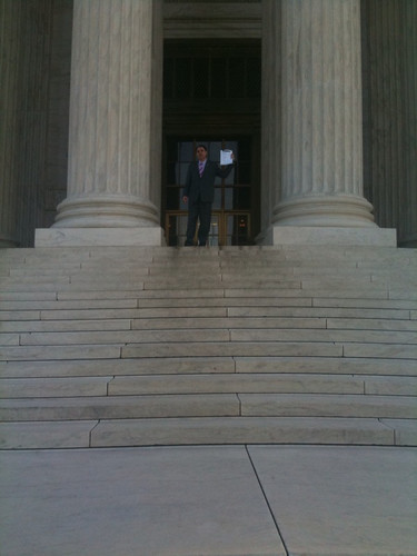 Alan Grayson delivers signatures to the Supreme Court
