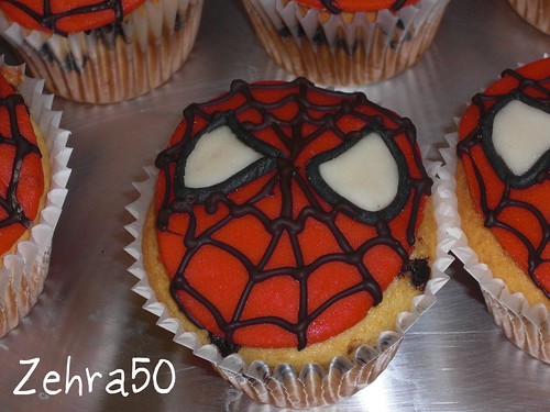 spiderman kup cake