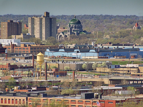 Compton Hill Water Tower, in Saint Louis, Missouri, USA - view of the Cathedral Basilica of Saint Louis