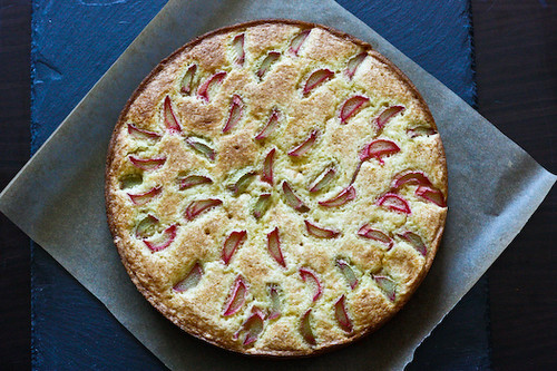rhubarb cake from top 2
