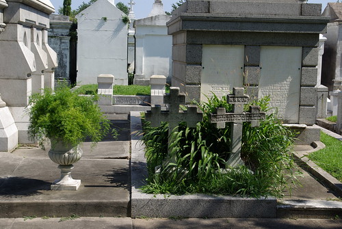 Metairie Cemetery, New Orleans (Set)