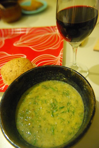 Broccoli potato soup with cheddar, roll and Vino