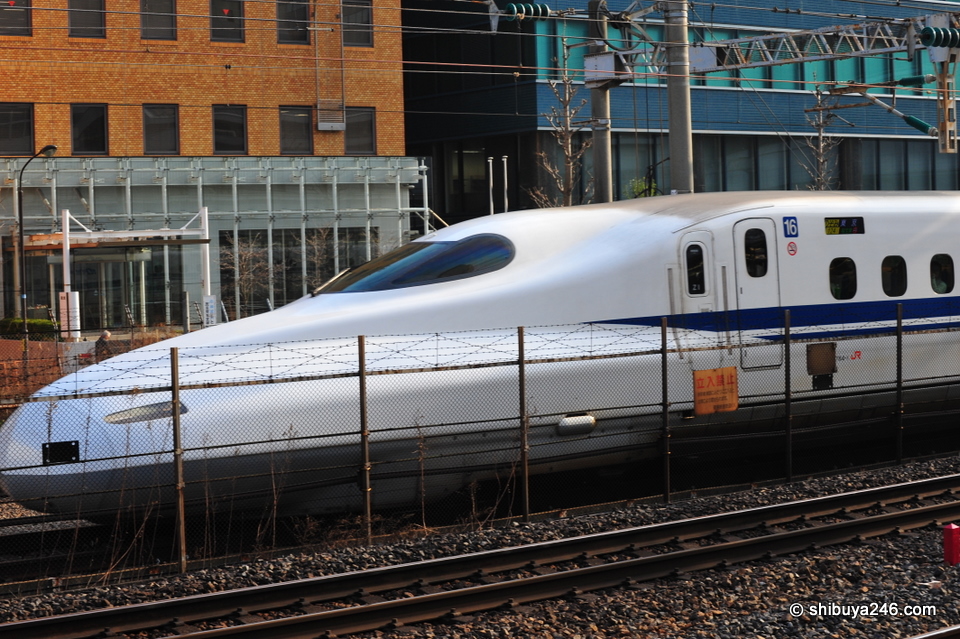 Shinkansen 700 series heading to Tokyo Station. Very sleek long nose cone.