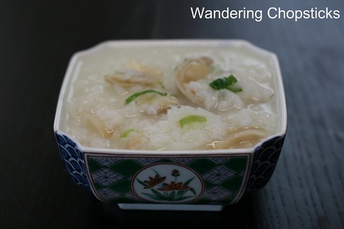Chao Oc (Vietnamese Rice Porridge with Clams) 3